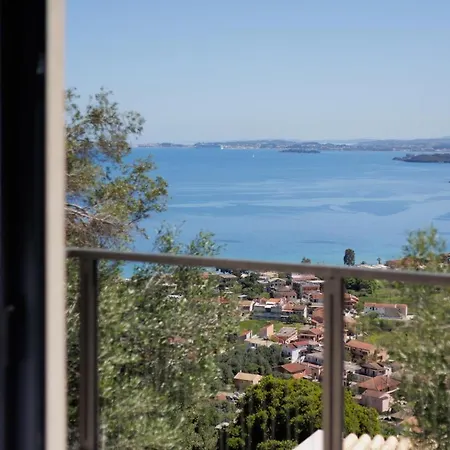 Greenstone * Pyrgi (Corfu)